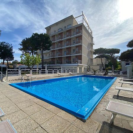 Hotel Franca Milano Marittima Exteriör bild